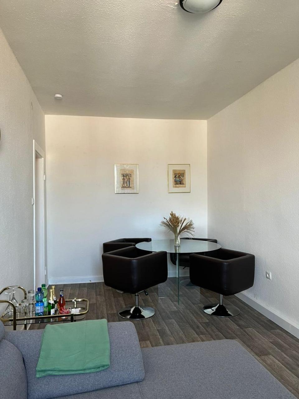 Apartment Mit Balkon In Herz Von