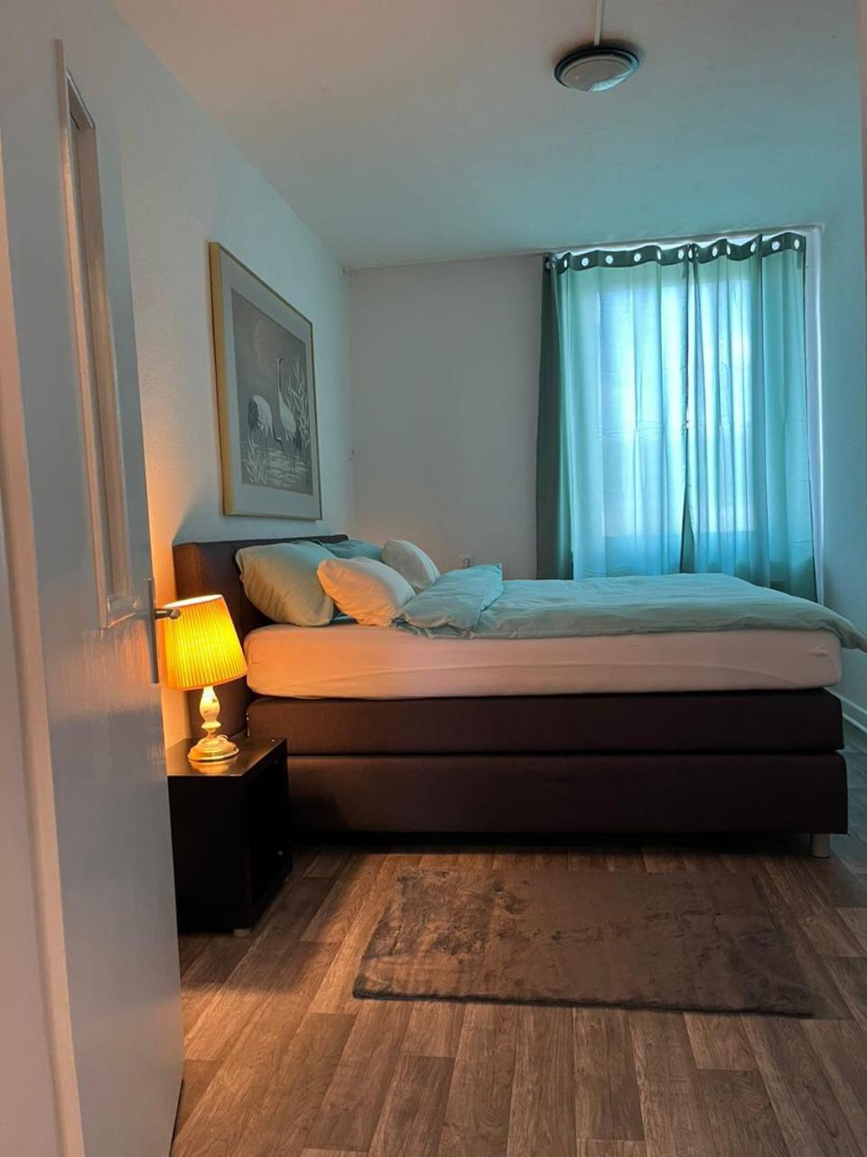 Mit Balkon In Herz Von *